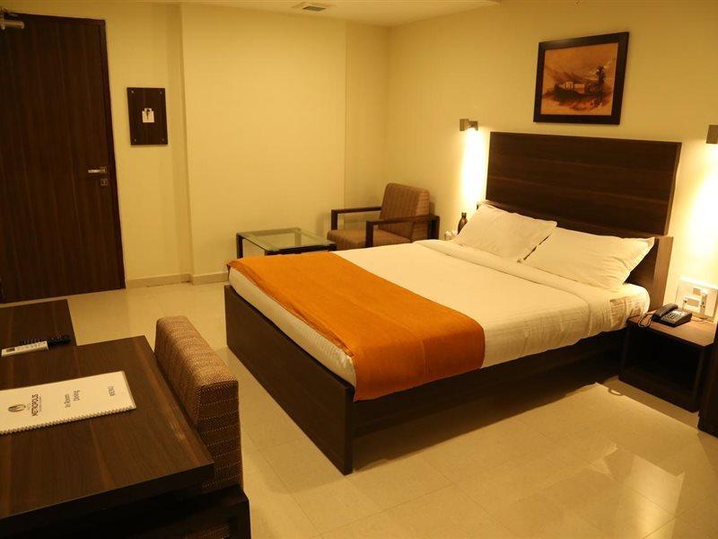 Hotel Metropolis Hubli Exterior foto